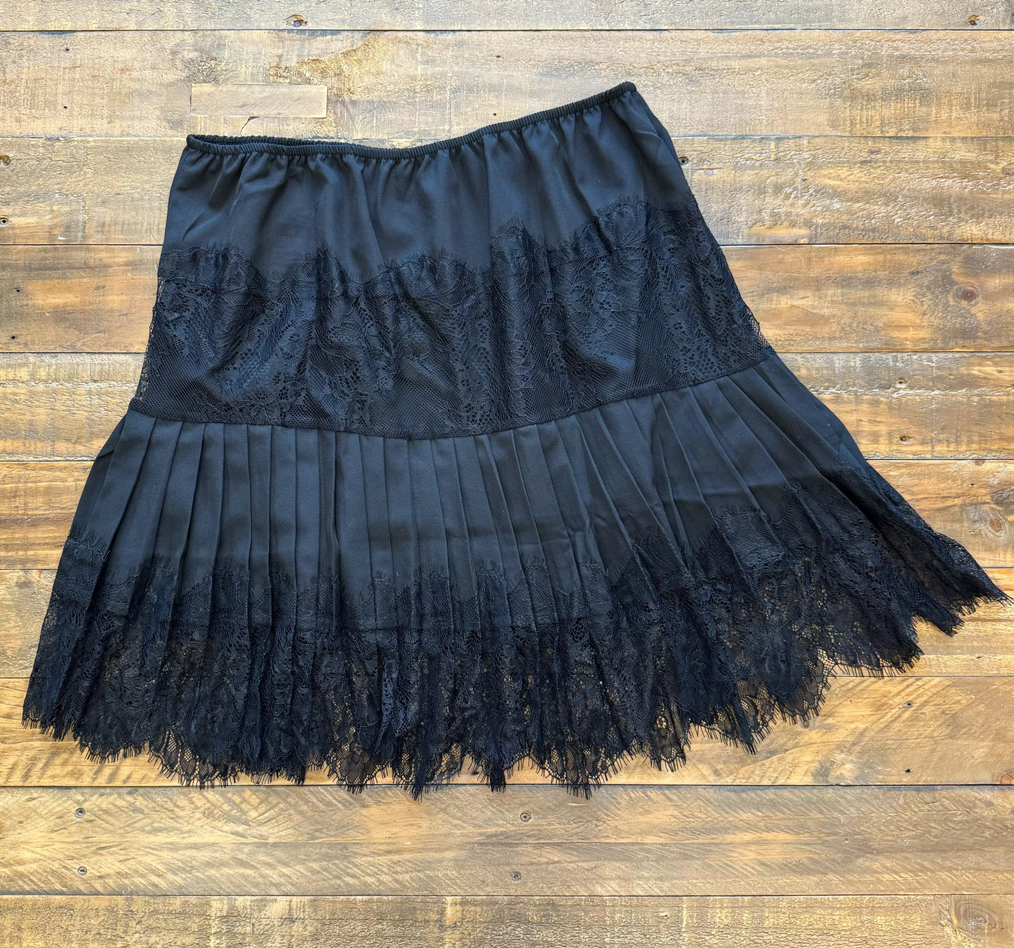 Viviane Lace Slip Skirt in Two Colors